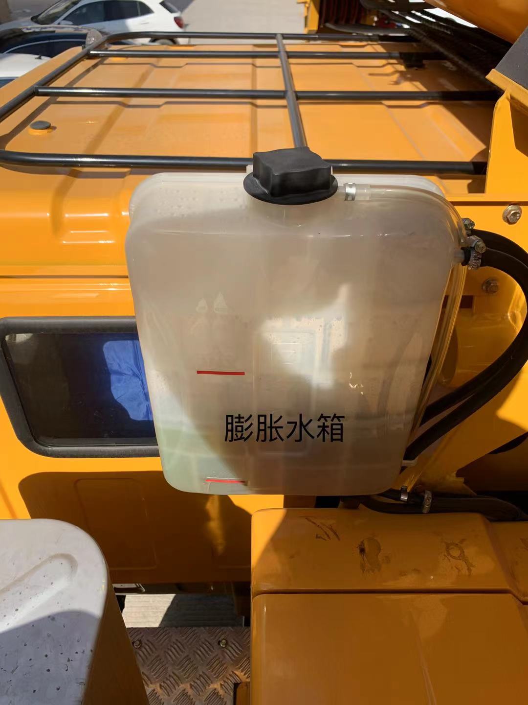 徐工吊车配件水箱XCMG/徐工集团