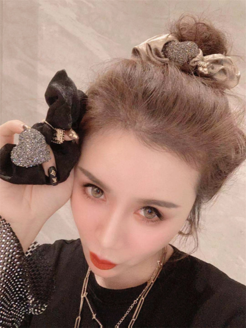 大号满钻爱心头绳方块皮筋发圈
