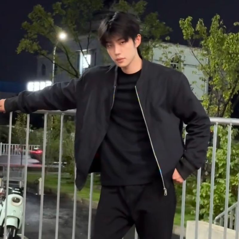 1506A/G55210/P68秋春季高级感痞帅短款正肩廓形棒球服1,男装夹克,星座1506A