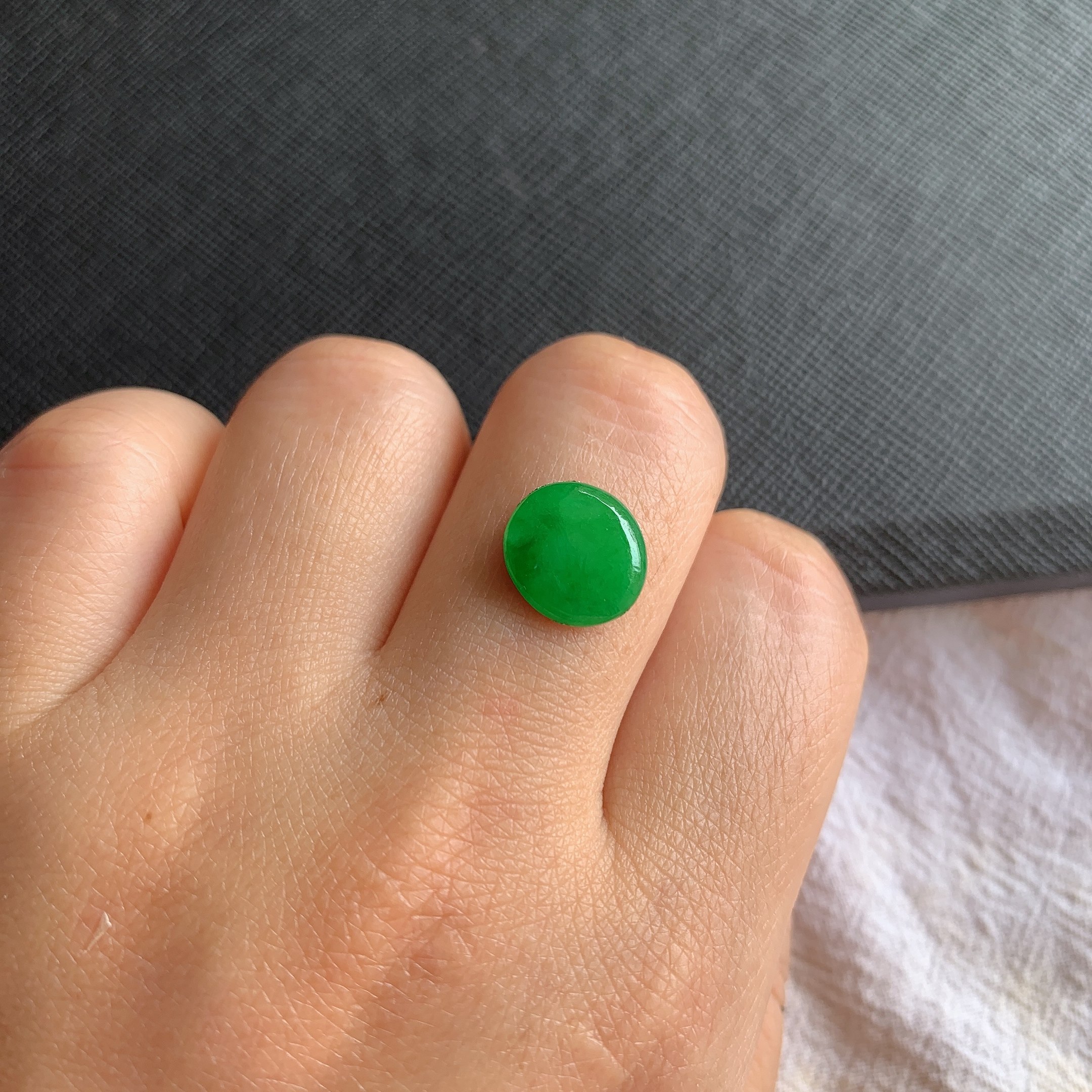 缅甸天然A货翡翠冰糯种阳绿蛋面镶嵌件老坑玉石翡翠满绿蛋面戒面