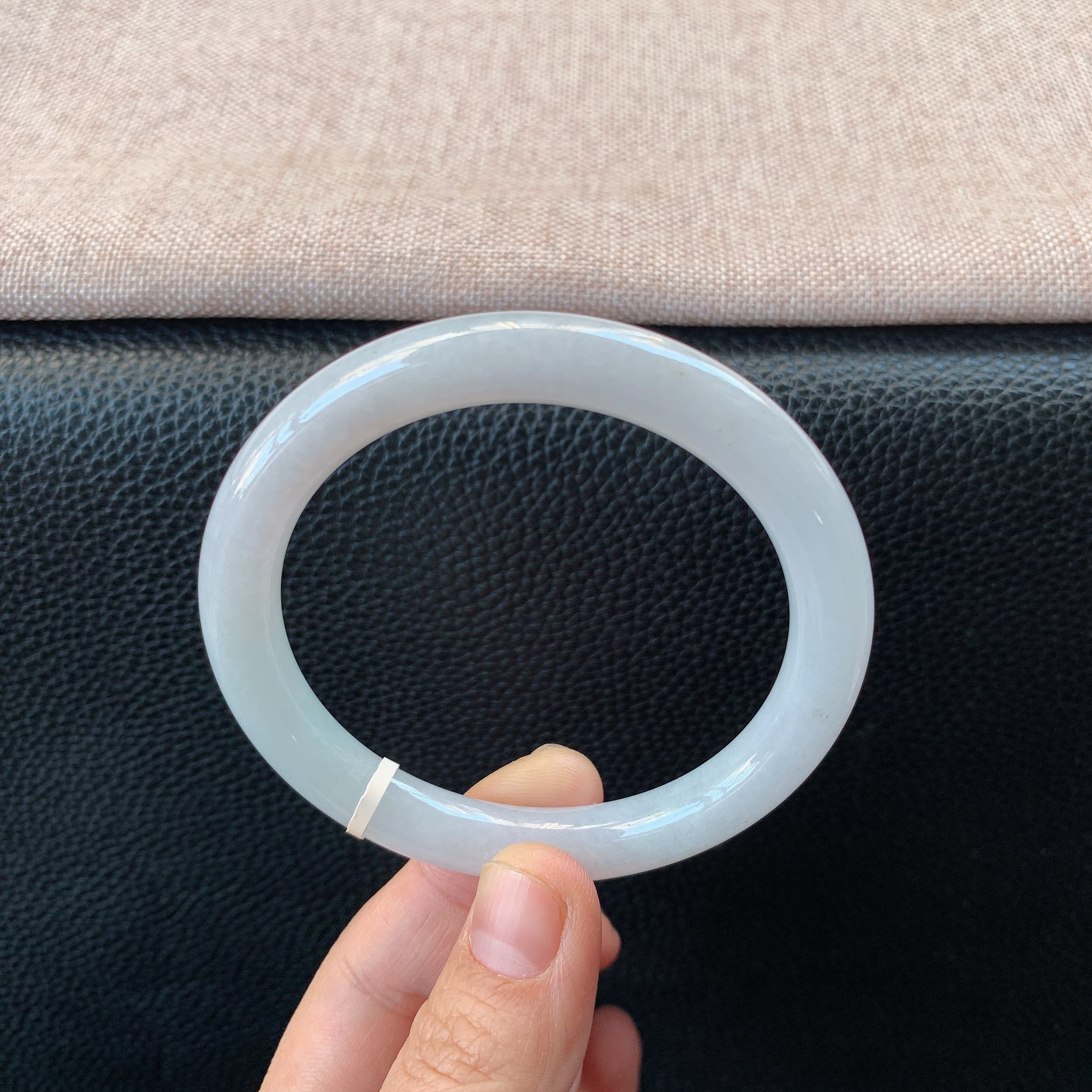 缅甸天然A货翡翠冰糯种白月光圆条手镯老坑女款正品玉镯子53/54圈