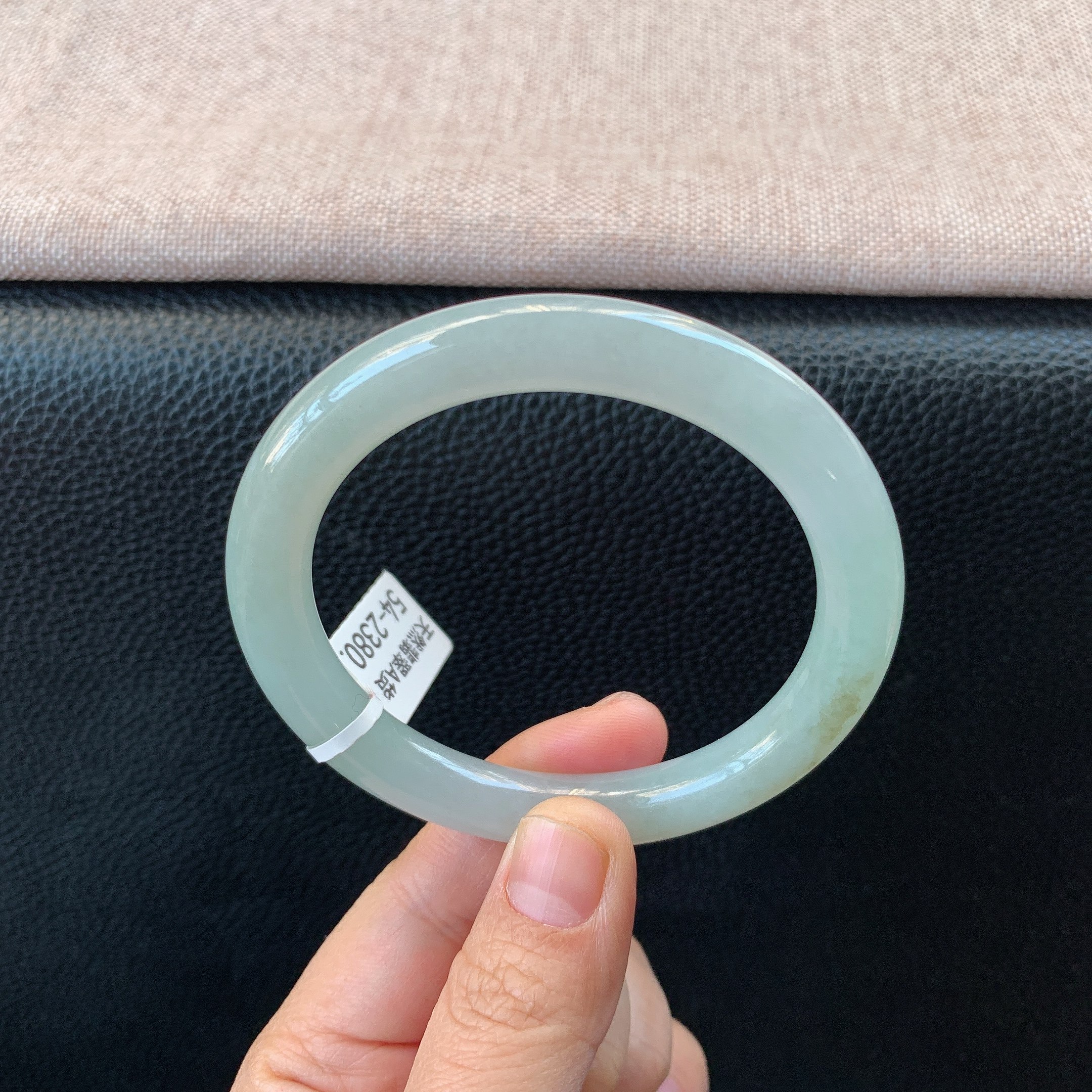 缅甸天然A货翡翠冰糯种淡绿色圆条手镯玉镯美人条女款54/55圈口