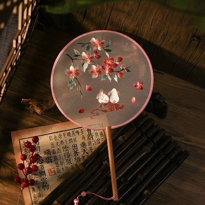 苏绣团扇成品苏绣扇是