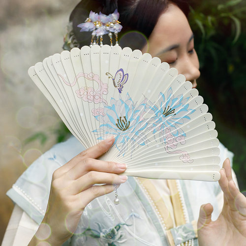 昙花一梦夏季苏州复古风扇子