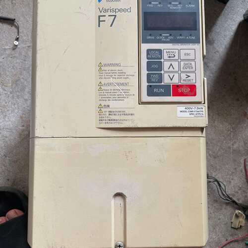 {议价}安川CIMR-F7A47P5变频器380v7.5kw