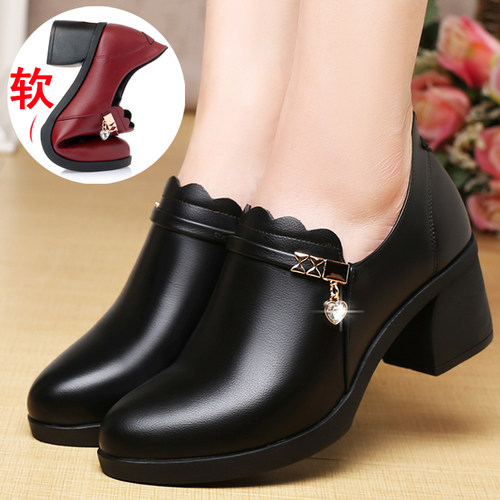 软底深口防滑中跟单鞋舒适软底