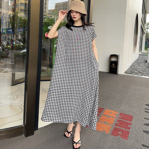人造棉连衣裙夏季女2025新款法式复古气质宽松慵懒风显瘦棉绸长裙