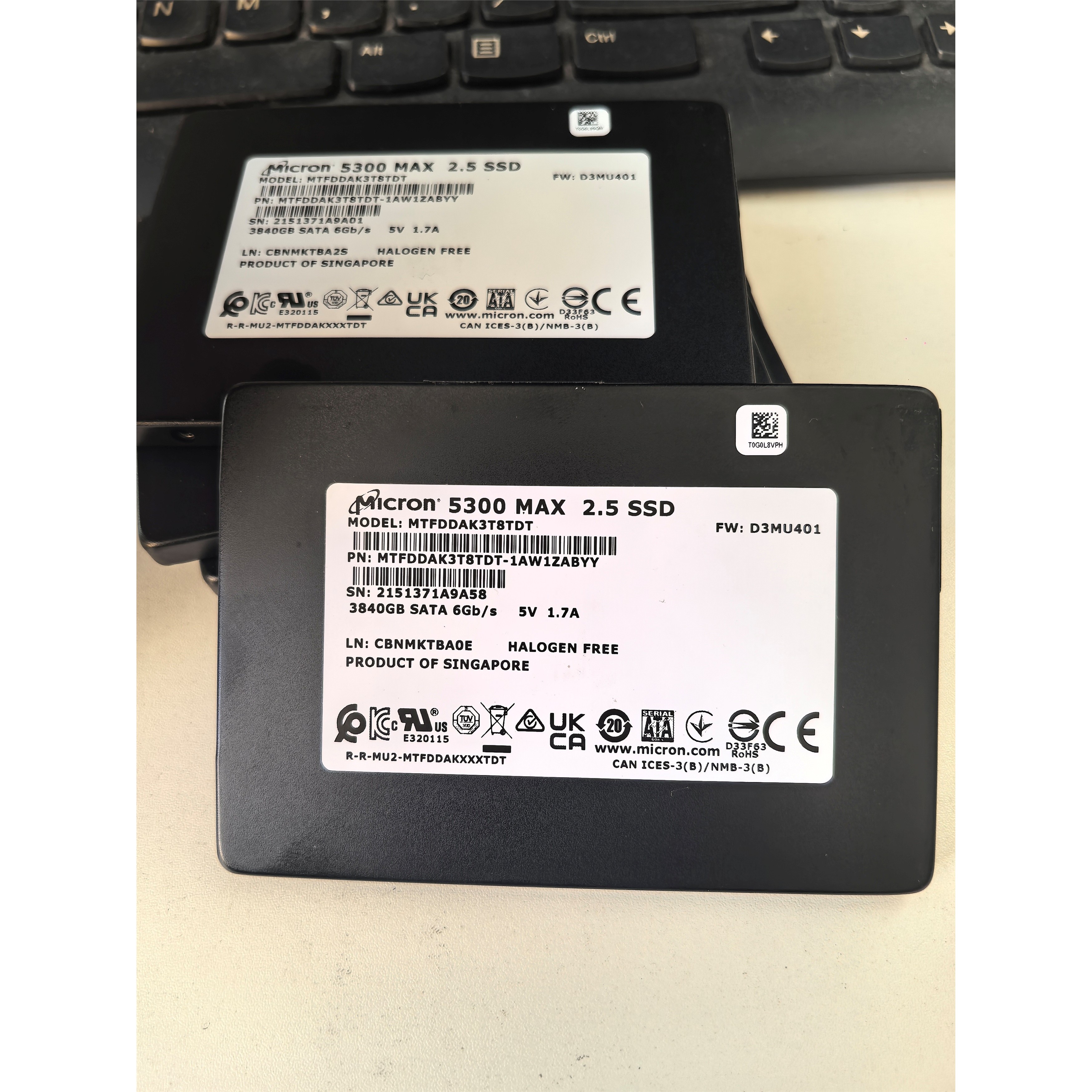 美光5300PRO3.84T2寸SA