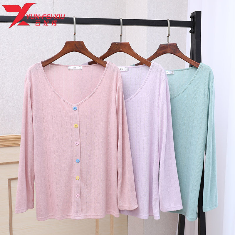 2020秋季新款时尚V领女装胖MM遮肉韩版宽松百搭纽扣装饰上衣潮