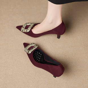 气质红色高跟鞋巨好看2026春款法式复古细跟单鞋女不累脚尖头浅口
