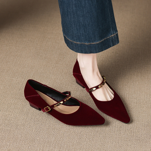 玛丽珍绝美单鞋女不累脚2026春夏新款尖头浅口粗跟女鞋夏天配裙子