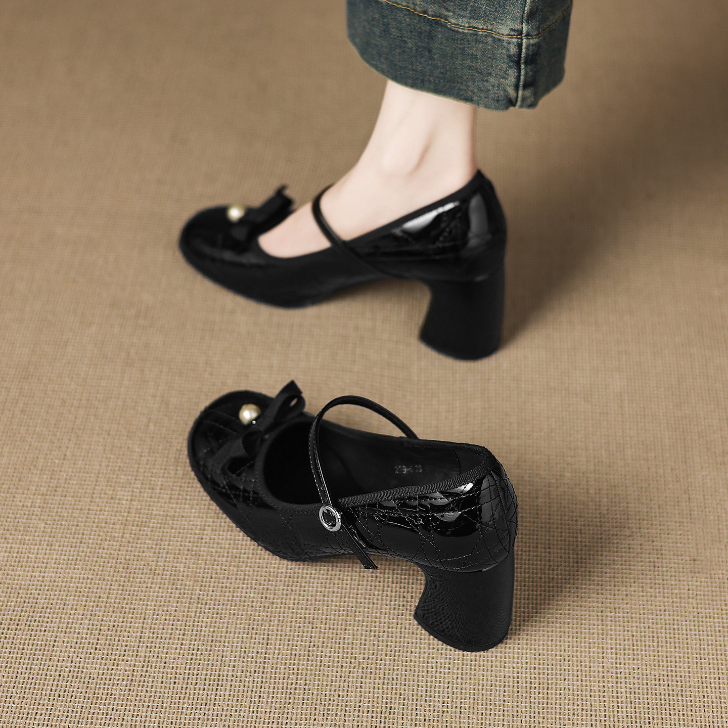 玛丽珍黑色小皮鞋女2026新款春款爆款法式高跟鞋浅口单鞋女不累脚