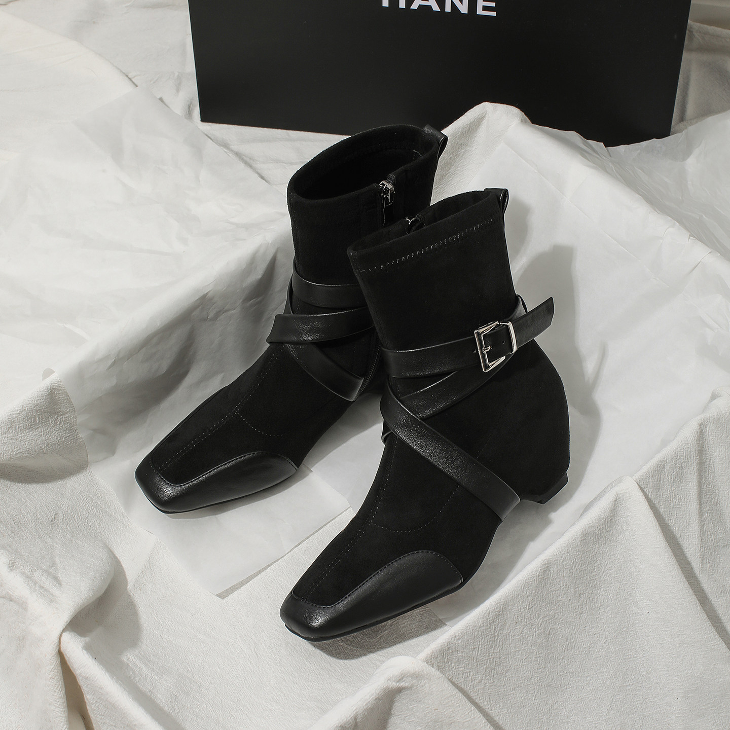 巨好看内增高靴子女2025秋冬新款爆款气质短靴女瘦瘦靴洋气小踝靴