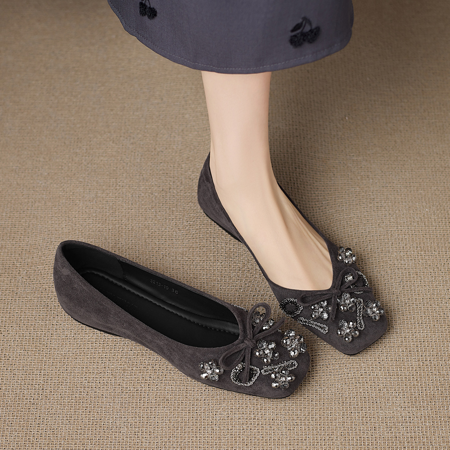 2026年新款春款法式浅口鞋子女方头浅口平底鞋巨好看单鞋女不累脚