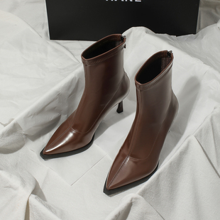 巨好看高跟靴子女冬季2025新款爆款尖头细跟短靴女配阔腿裤瘦瘦靴