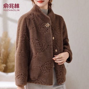 俞兆林中老年妈妈装2025新款仿貂绒保暖洋气高端大气上衣加厚外套