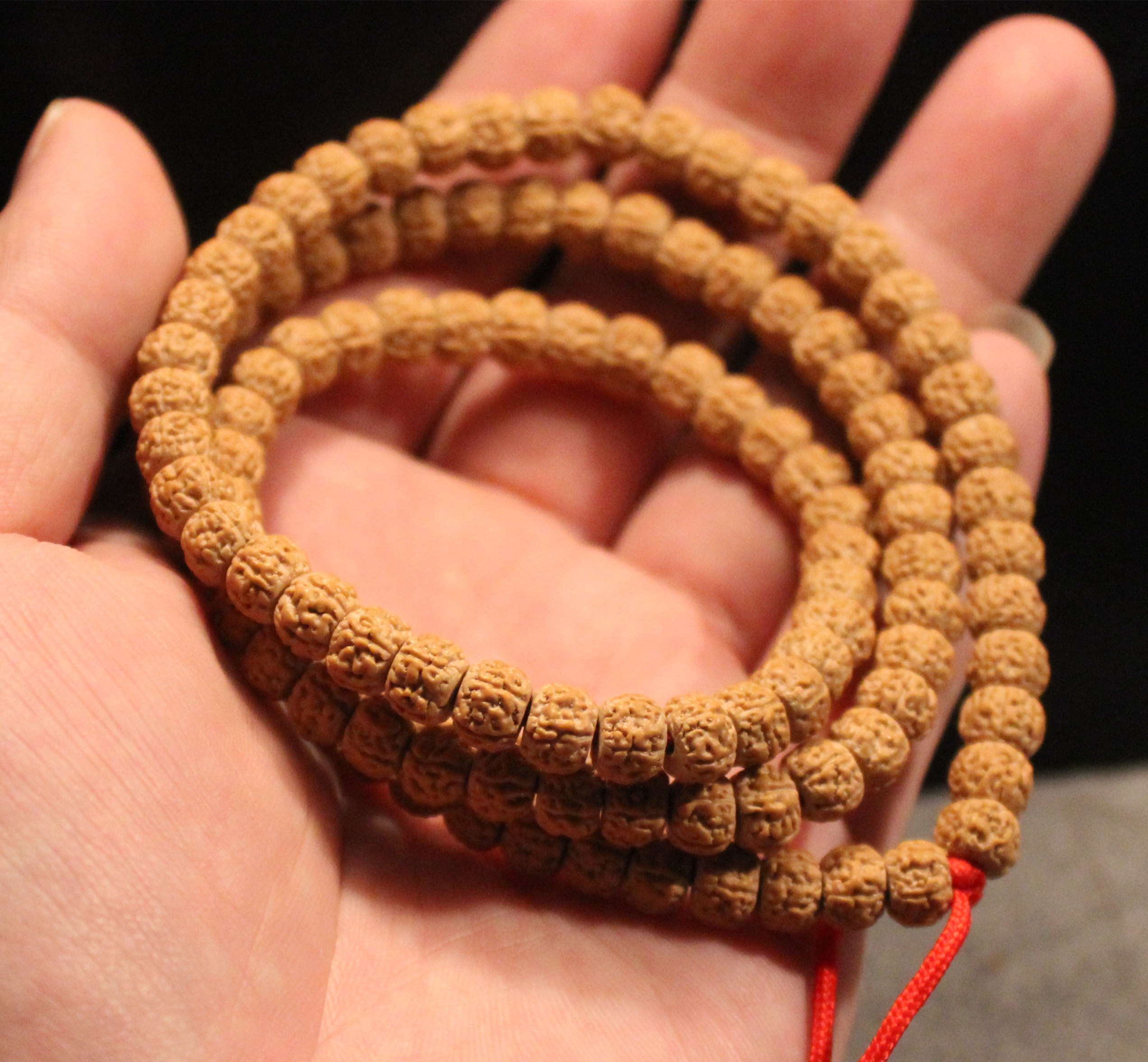 a51015号5瓣一代盘龙纹小金刚7.5mm藏式红皮108 6颗备籽