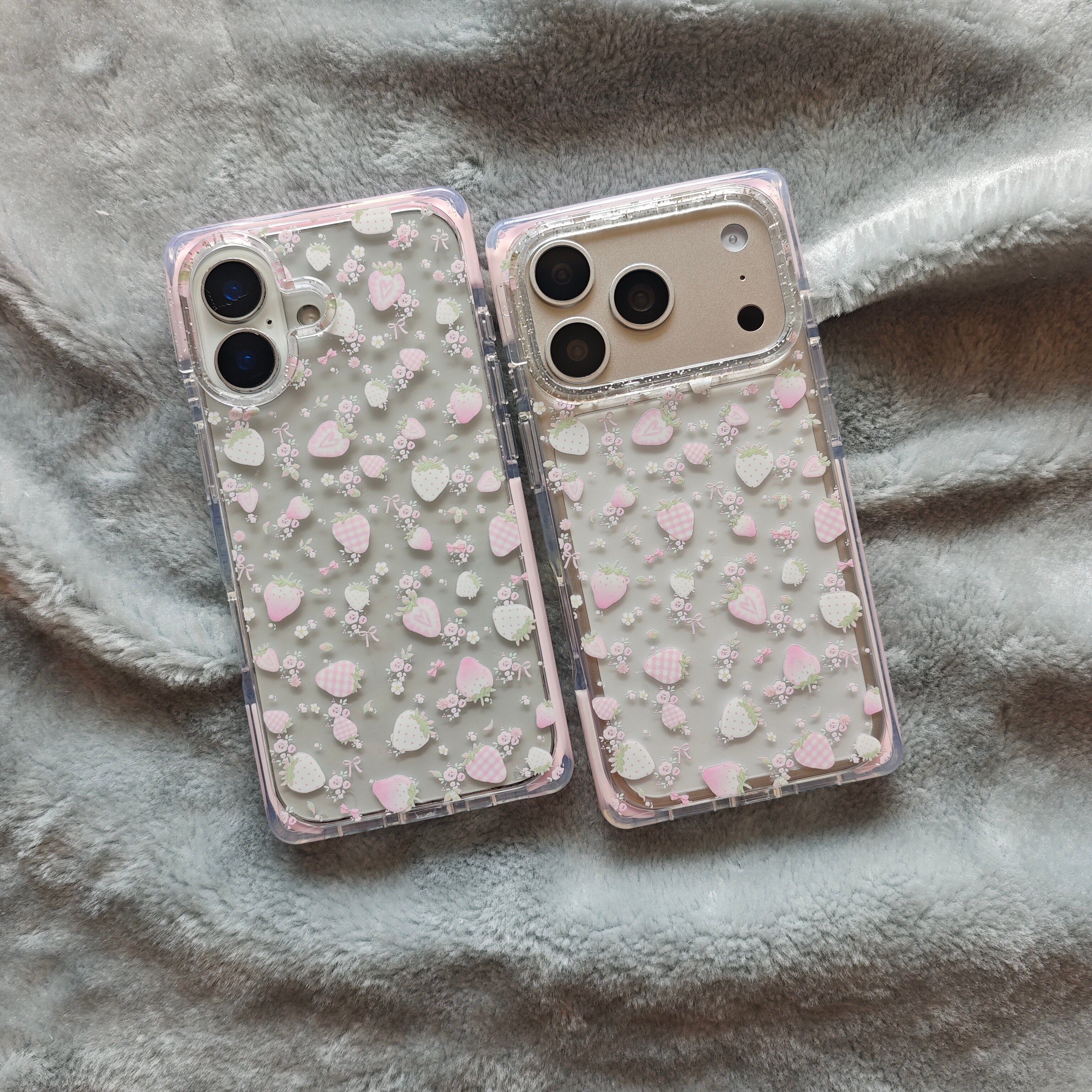 清新甜美可爱防撞方框透明粉边满屏碎花草莓手机壳适用iphone1