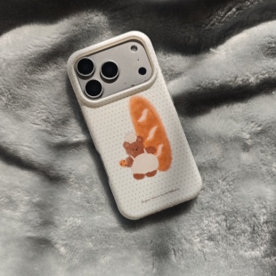 圆弧气囊IMD卡通可爱白底波点法棍面包师小熊手机壳适用iphone17promax大孔防摔苹果16磨砂15趣味创意14新13