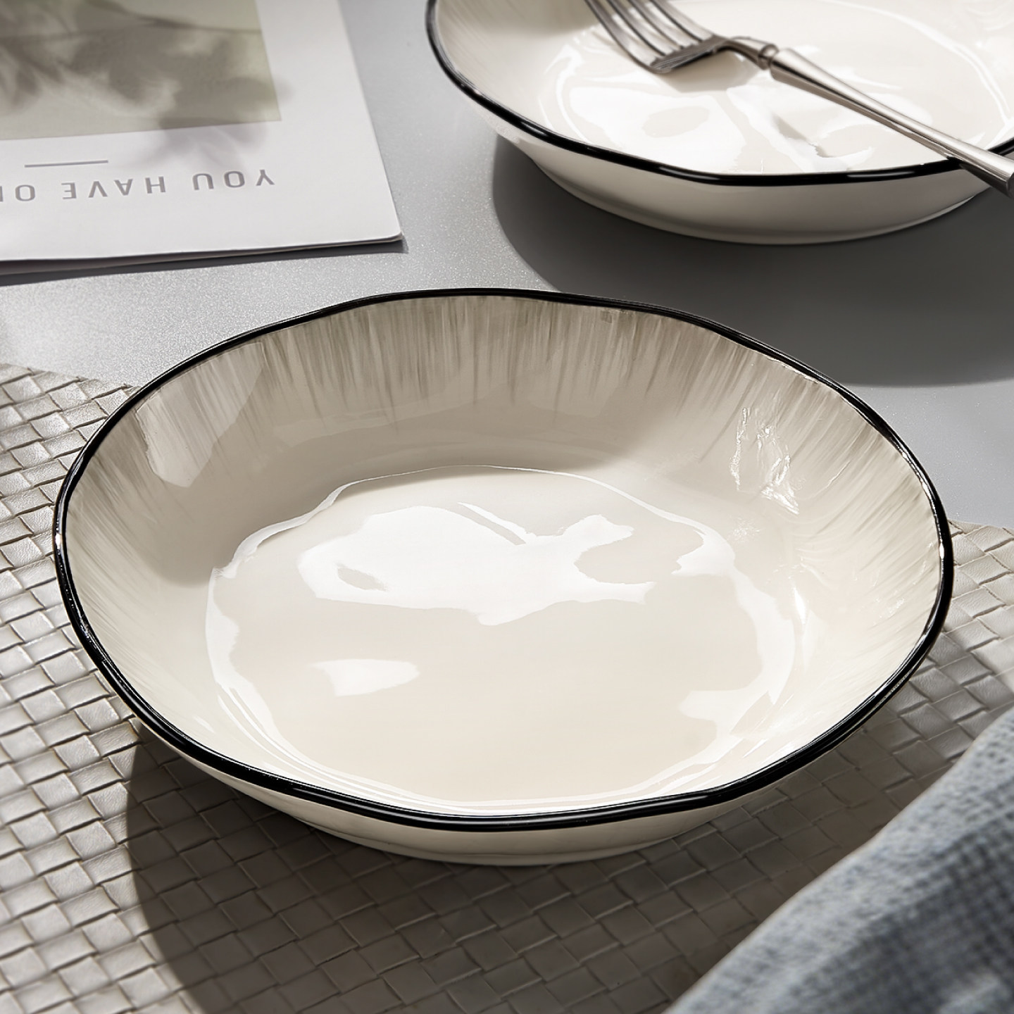 釉下彩深盘陶瓷盘子菜盘家用2026新款碗碟餐具高级感餐盘漂亮碟子,餐饮具,盘,淘宝优惠券,粉丝福利购,淘宝优惠卷