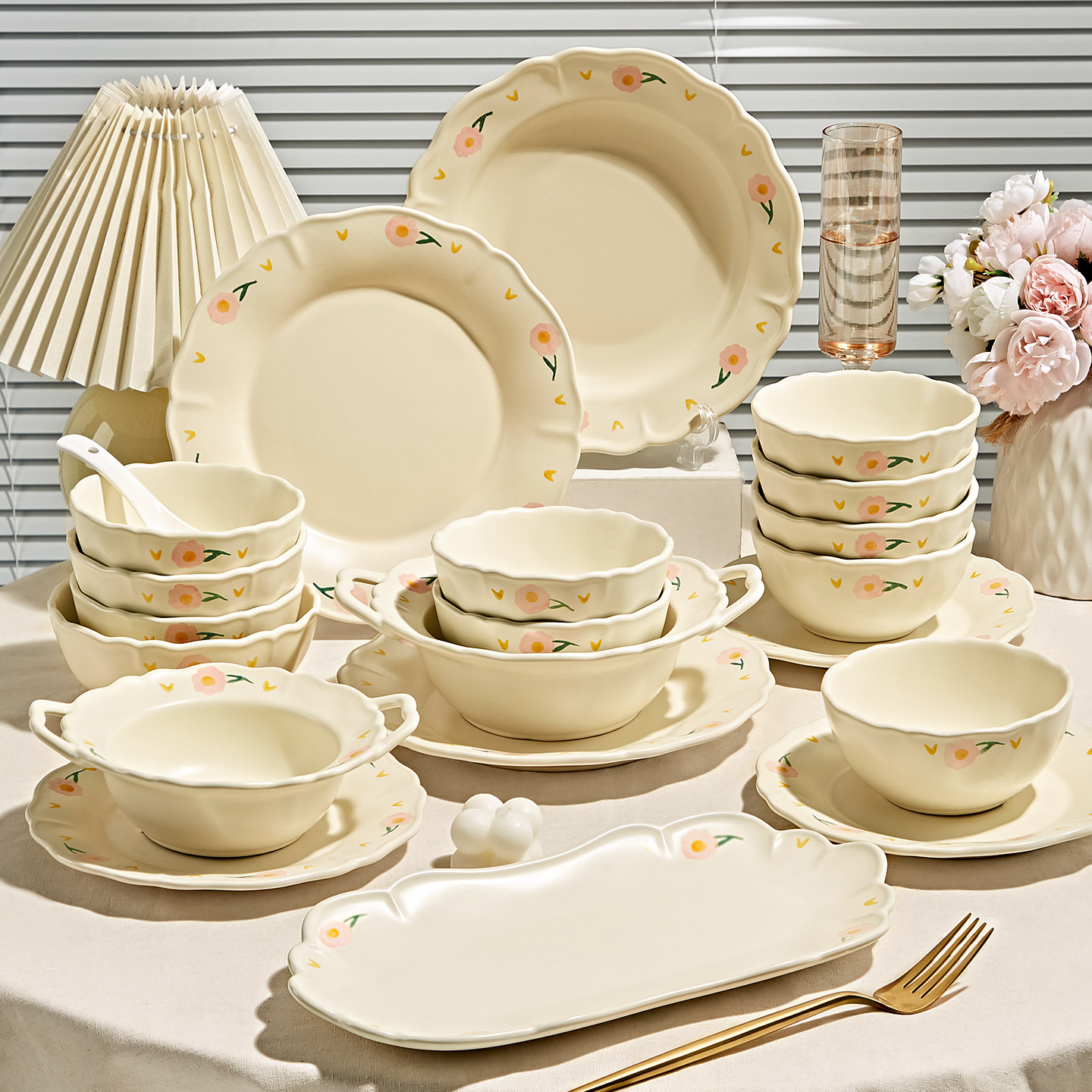 高颜值碗碟餐具套装家用2025新款奶油风碗盘碗筷乔迁新居新婚礼物,餐饮具,碗,淘宝优惠券,粉丝福利购,淘宝优惠卷