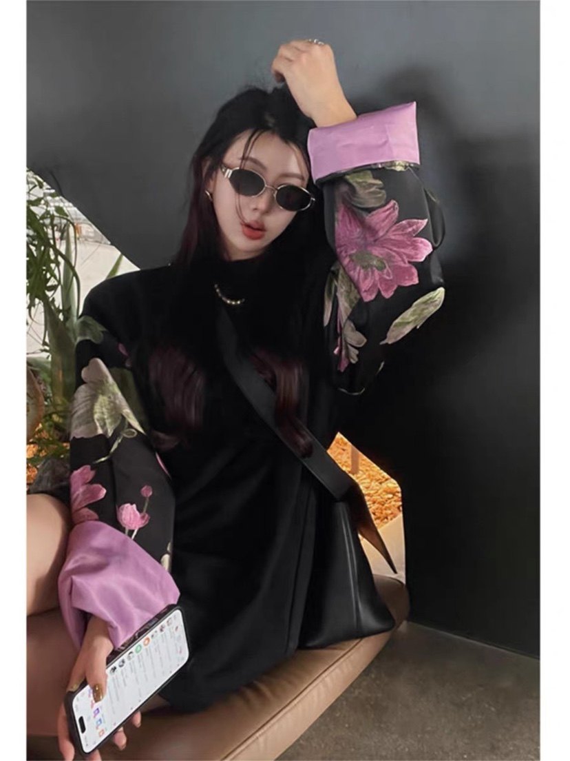 显瘦百搭2025春秋新中式复古国风上衣黑色花朵宽松大码内搭卫衣女