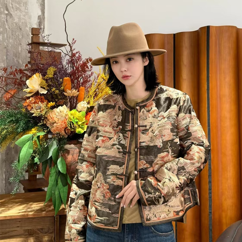 重工刺绣圆领醋酸上衣国风外套女