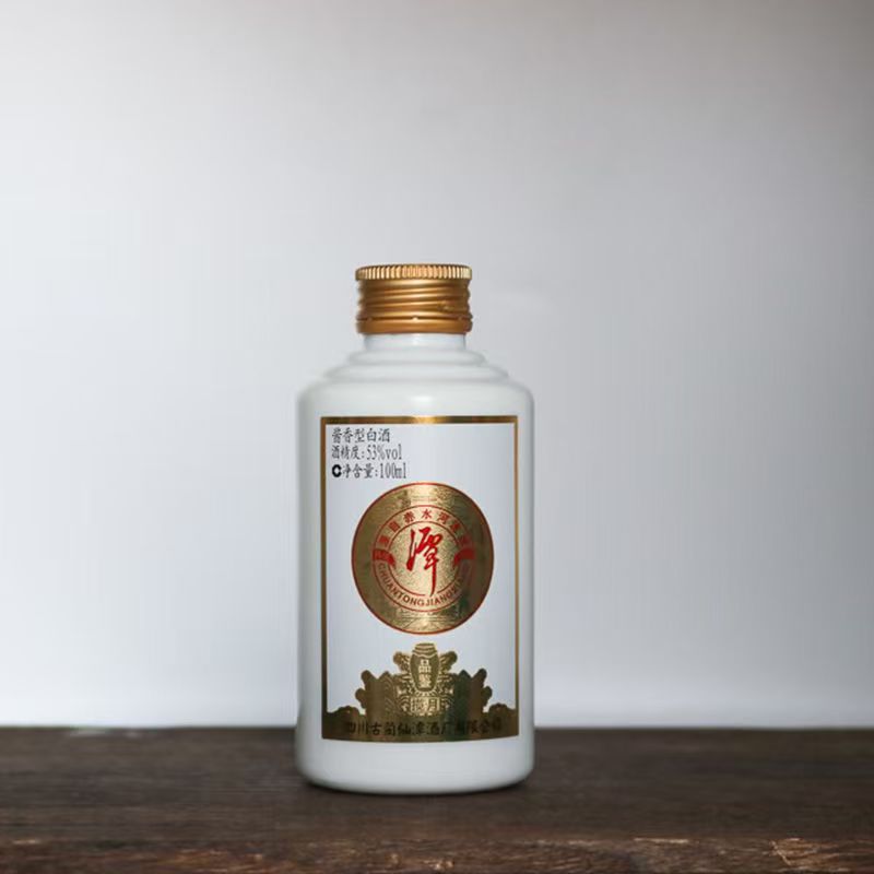 2024年酱香型白酒53度整箱装