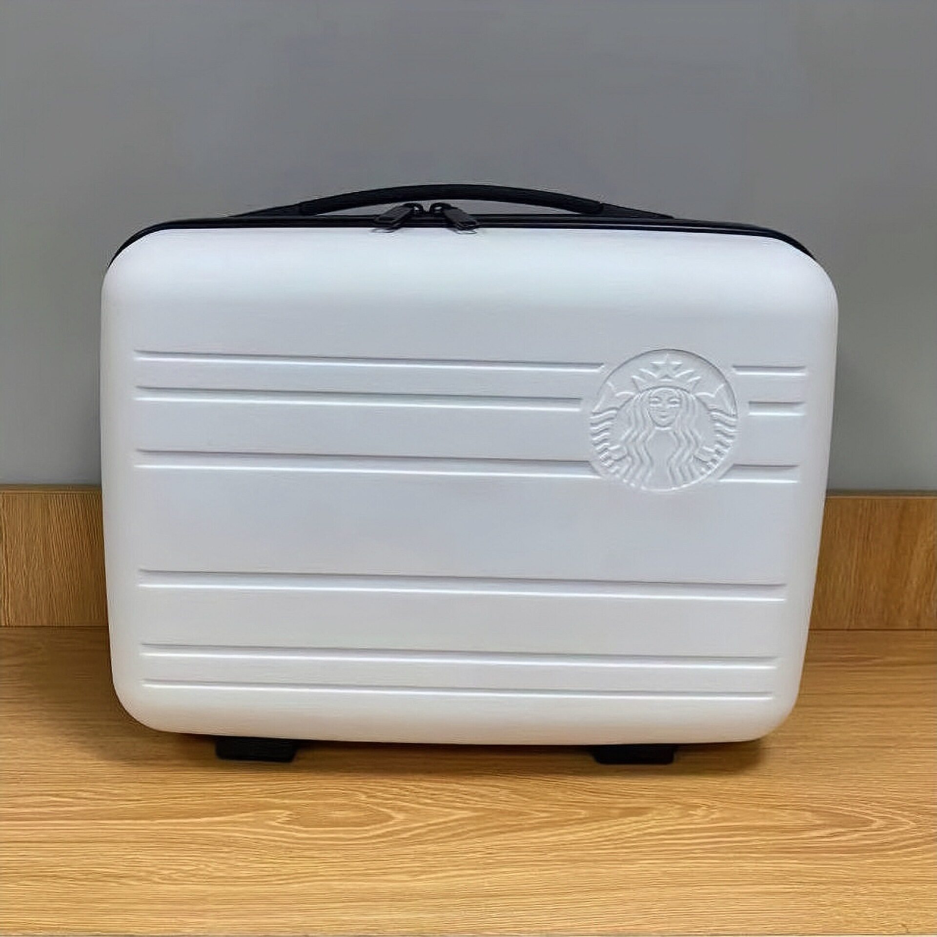 厂家直销厚片吸塑成型行李箱