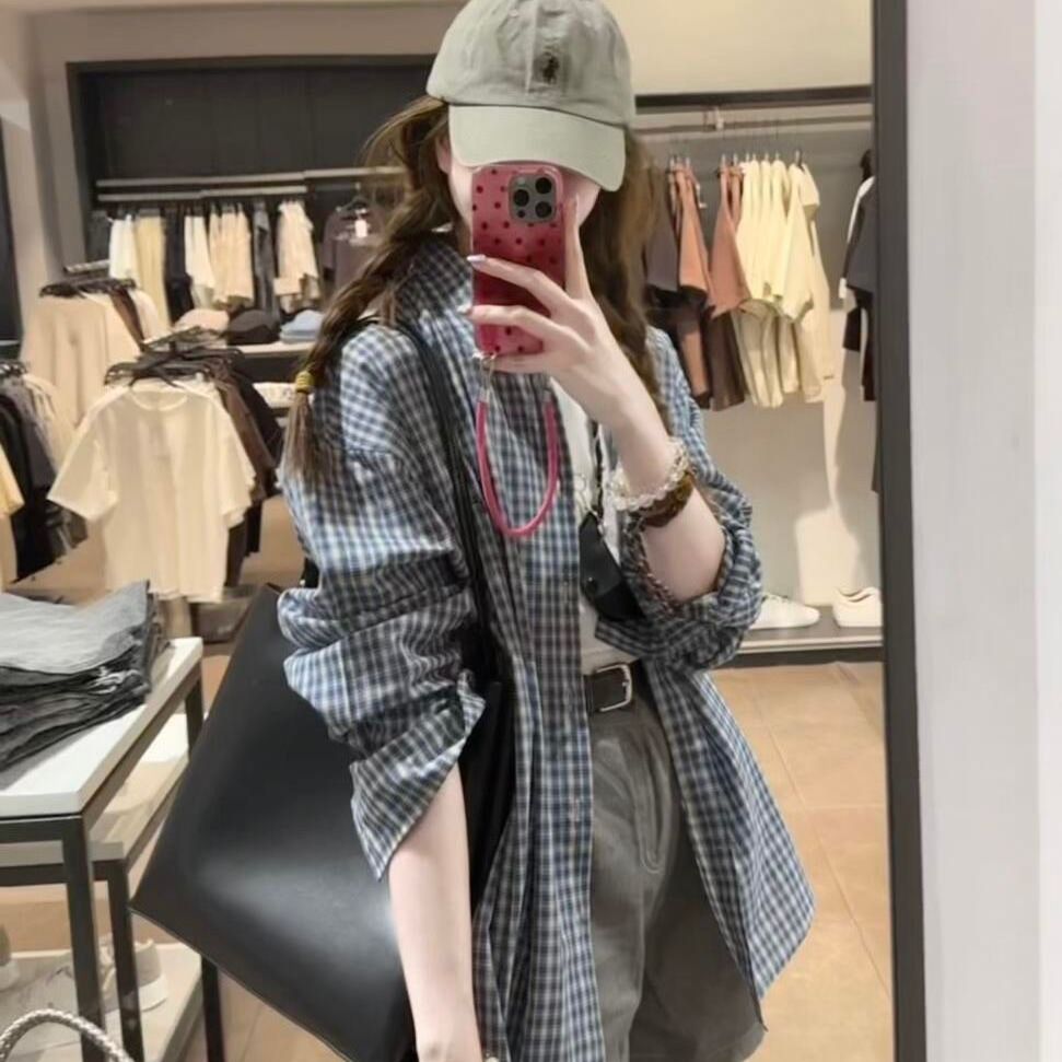 韩系穿搭慵懒风蓝色格子长袖衬衫