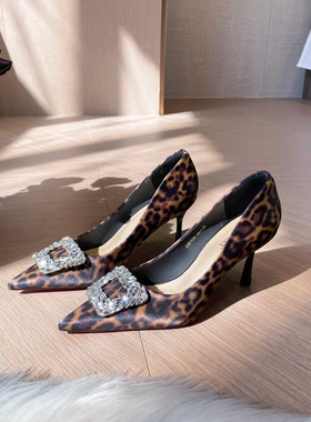 528-183细跟红底高跟鞋2026春款尖头时尚水钻方扣气质单鞋8cm