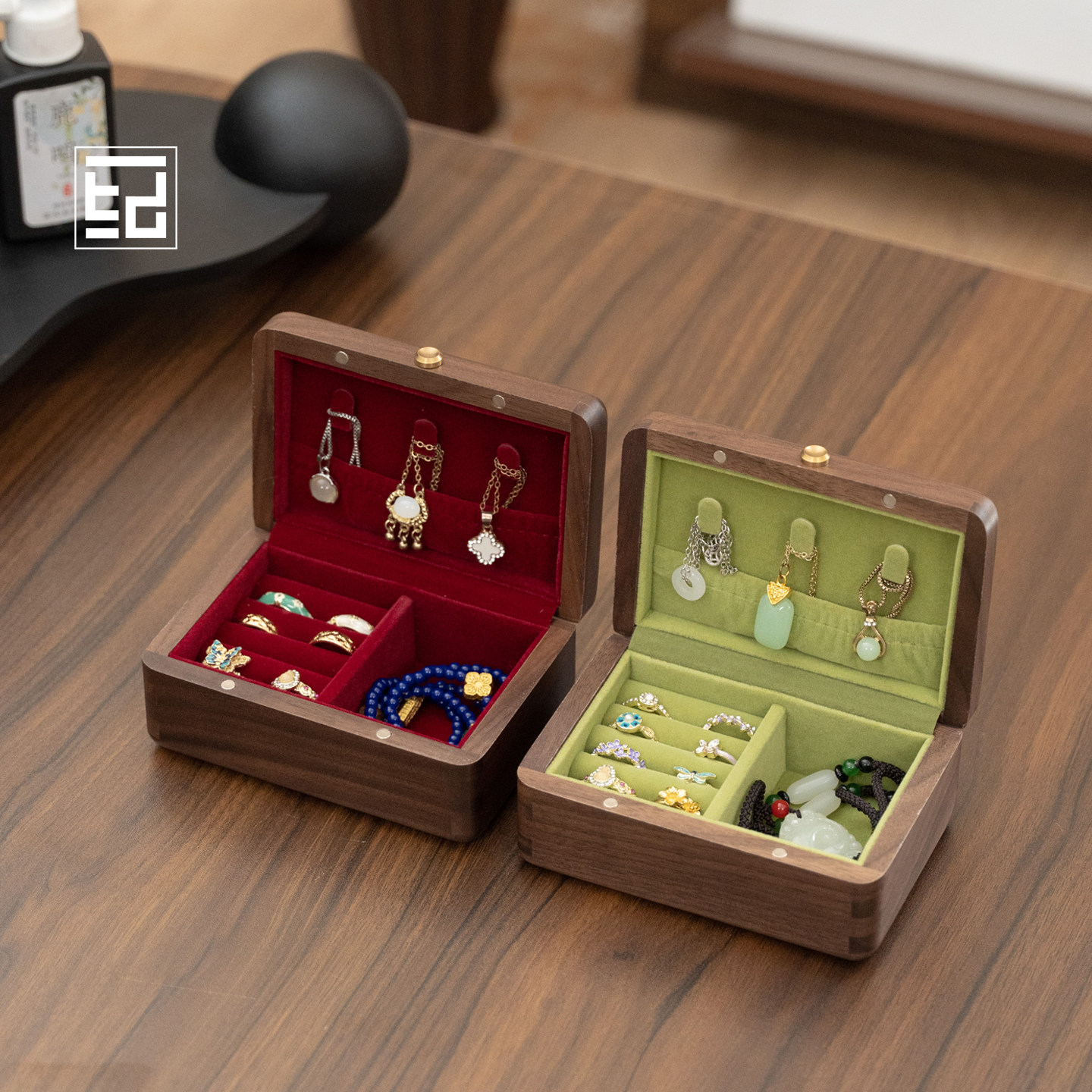 实木首饰盒婚嫁戒指项链饰品盒手串收纳盒轻奢高档礼品盒2026新款