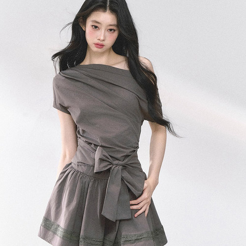 夏日绝美法式高级感收腰显瘦连衣裙女夏新款气质斜肩系带裙子