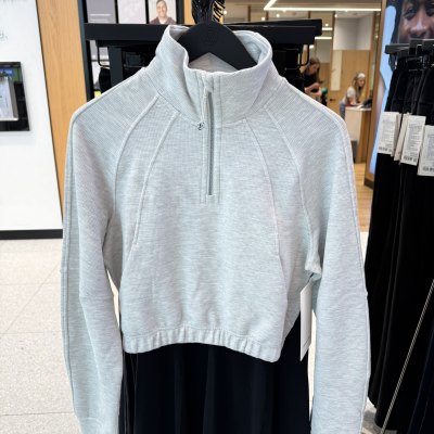 澳洲Lululemon Scuba Cropped女士华夫格短款半拉链烟囱领卫衣