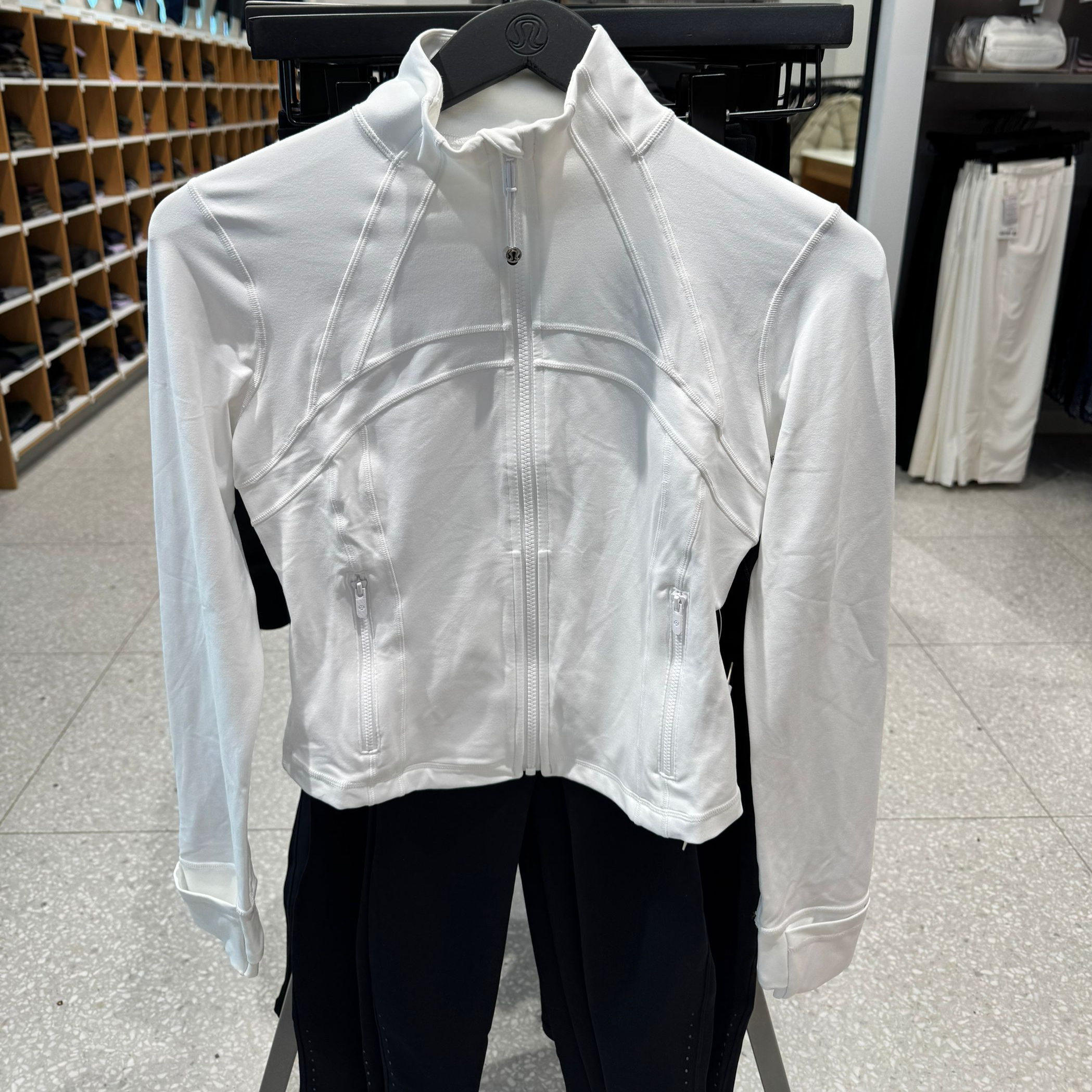 澳洲Lululemon Define Nulu短款瑜伽外套夹克运动日常修身速干图片