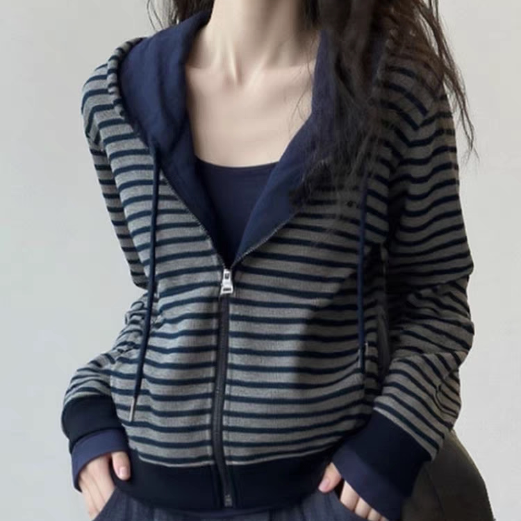 2026春新款灰色复古条纹拉链卫衣女休闲风ins韩版连帽上衣外套潮
