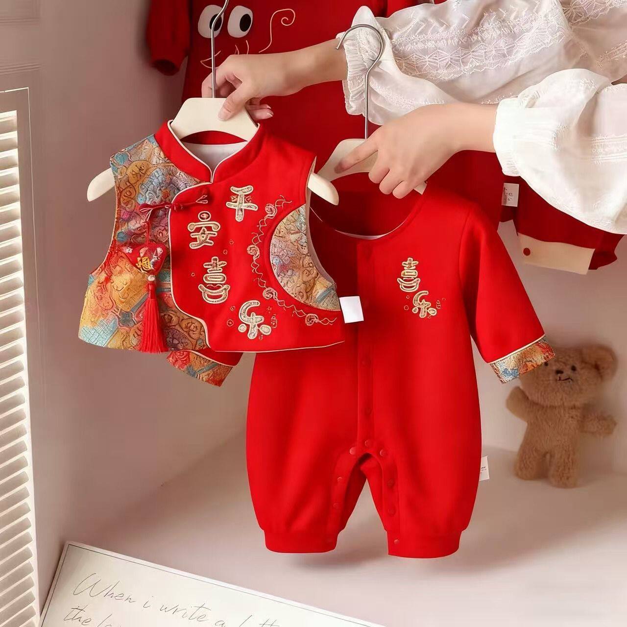 婴儿秋冬季连体衣服宝宝周岁宴红色喜庆国风加绒保暖哈衣过年爬服,童装/婴儿装/亲子装,连身衣/爬服/哈衣,淘宝优惠券,粉丝福利购,淘宝优惠卷