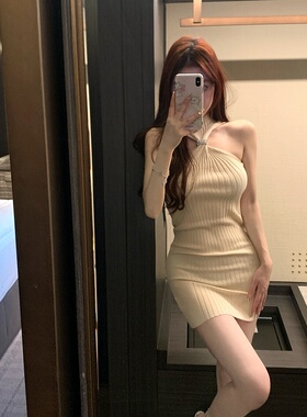 M900连衣裙小黑裙2026新款夏季黑色裙子包臀裙小个子气质性感收腰