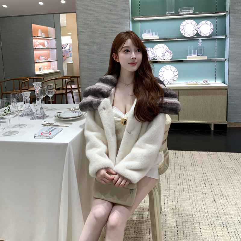 M900短外套女冬环保毛白色毛绒皮草大衣水貂毛领轻奢气质显瘦上衣,女装/女士精品,短外套,淘宝优惠券,粉丝福利购,淘宝优惠卷