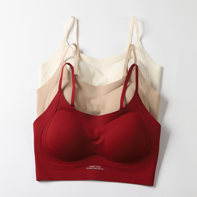 无钢托无痕聚拢罩杯红色文胸