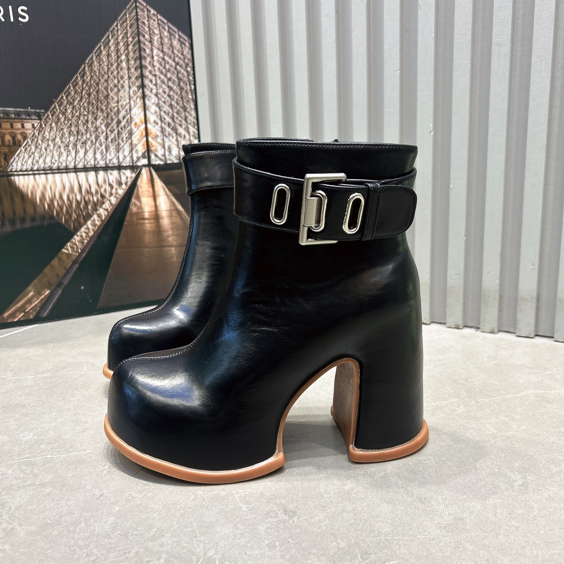 防滑粗跟防水台法式小裸靴秋冬加绒新款配裙子短靴真皮超高跟女靴