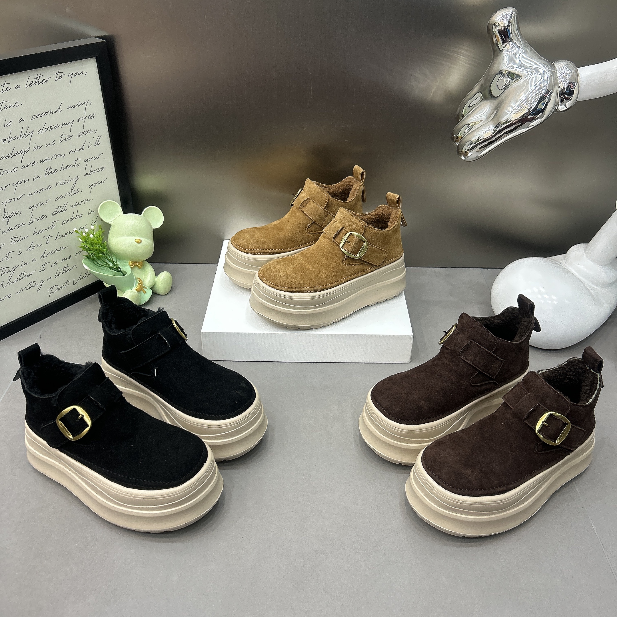 磨砂皮高帮勃肯鞋女短靴松糕超轻厚底颗粒毛加绒保暖魔术贴雪地棉