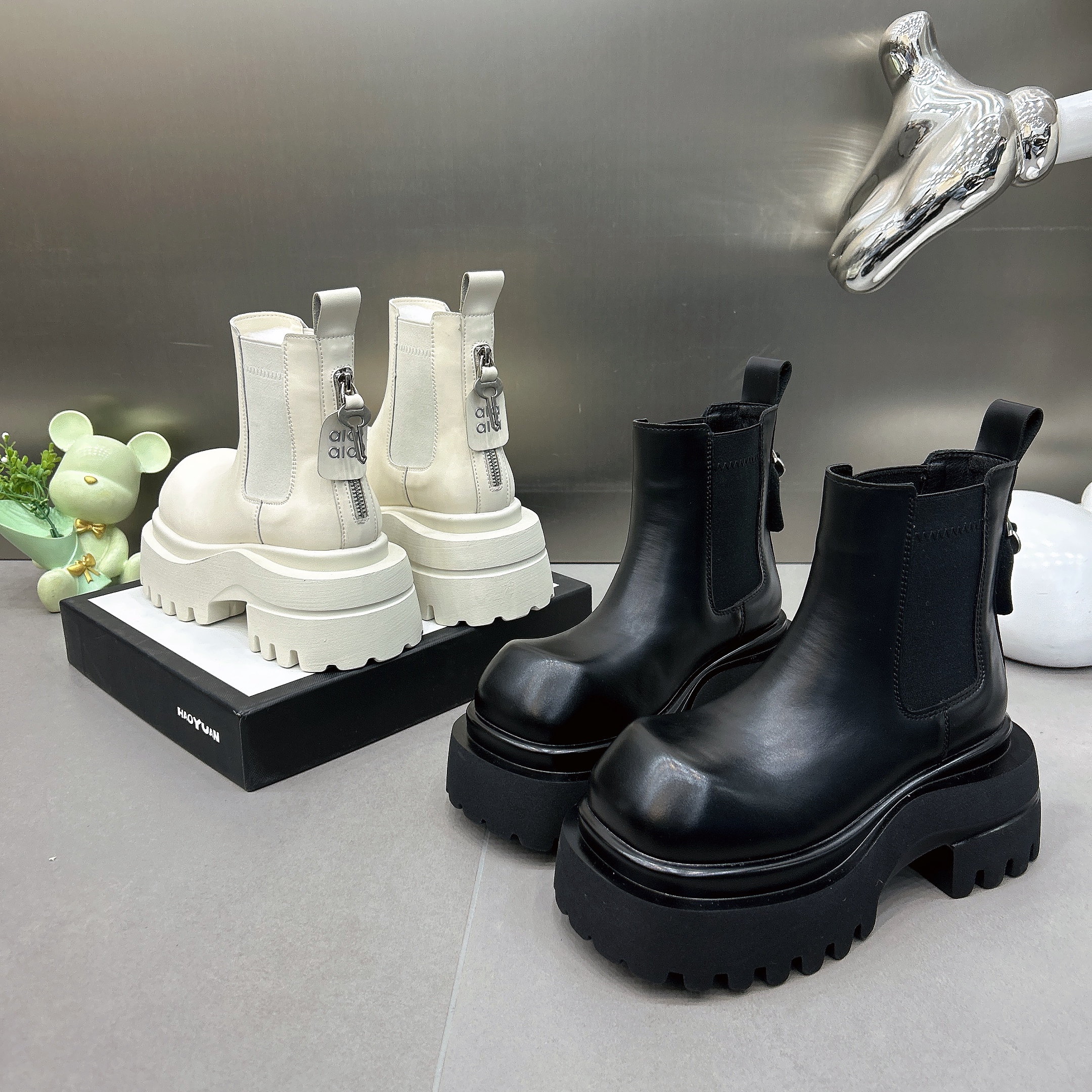 加绒棉鞋真皮厚底烟筒靴女短靴马丁靴松紧切尔西靴套脚机车骑士靴