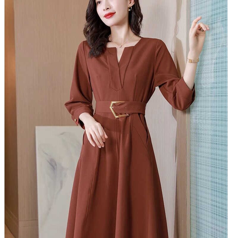 气质连衣裙女春秋装2025年新款时尚洋气修身法式中长款连衣裙长袖