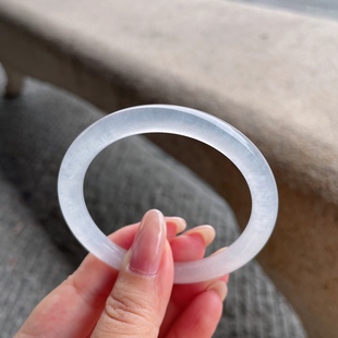 2025天然缅甸翡翠A货高冰白月光圆条手镯52圈口1030E14