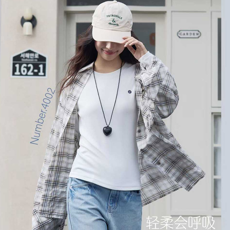芊织艺2025秋冬新款女士圆领长袖棉质打底衫T恤4002