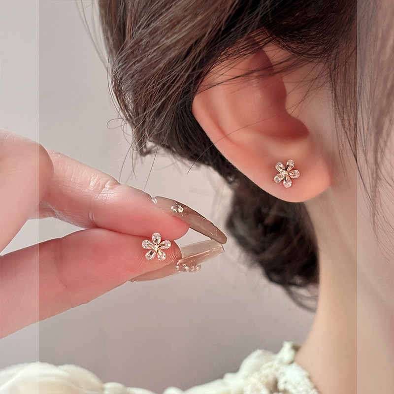 玫瑰金花朵耳钉女士2025新款轻奢气质耳环小众设计感小巧精致耳饰,饰品/流行首饰/时尚饰品新,耳钉,淘宝优惠券,粉丝福利购,淘宝优惠卷