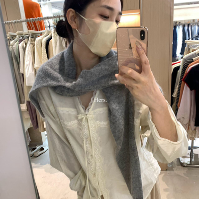 Hers-26年春款日常简约富贵闲人度假感V领系带衬衫80322
