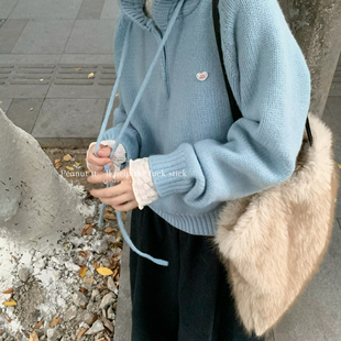 peanut花生家 可心糖豆韩代连帽系带爱心标加厚保暖毛衣1300