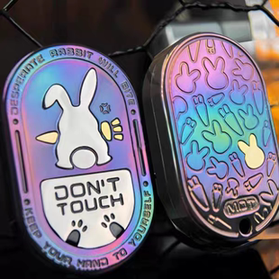 糖神暴躁兔律动叮叮推牌edc解压玩具直推旋转啪啪币无聊减压神器